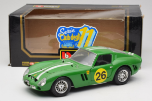Ferrari 250 GTO #26 Grön Vita Ränder 1962 Bburago 1:18 3011-G3 Metall — bild 8 av 8