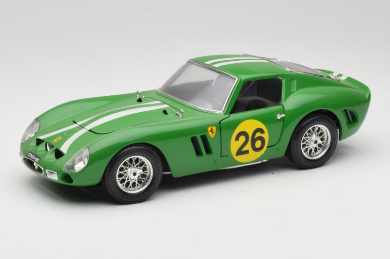 Ferrari 250 GTO #26 Grön Vita Ränder 1962 Bburago 1:18 3011-G3 Metall
