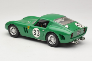 Ferrari 250 GTO #33 Grön Bburago 1:18 3011-G1 Metall — bild 7 av 8
