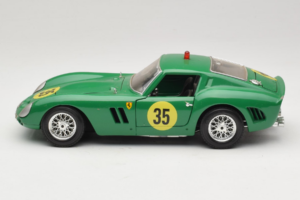 Ferrari 250 GTO #35 Grön 1962 Bburago 1:18 3011-G2 Metall — bild 4 av 8