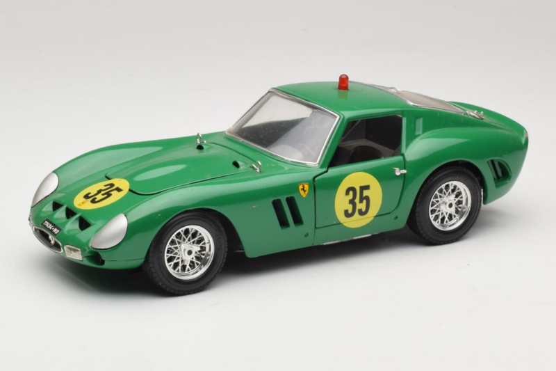 Ferrari 250 GTO #35 Grön 1962 Bburago 1:18 3011-G2 Metall
