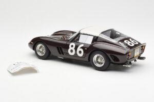 Ferrari 250 GTO #86 Targa Florio 1962 CMC 1:18 M-156 Metall — bild 5 av 6