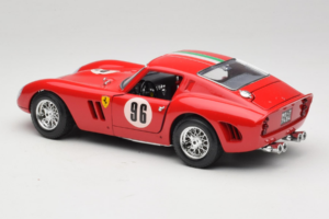 Ferrari 250 GTO #96 Röd 1962 Bburago 1:18 3011-N1 Metall — bild 7 av 8