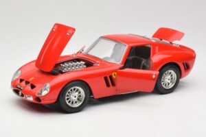 Ferrari 250 GTO Röd Bburago 1:18 3011 Metall — bild 2 av 8