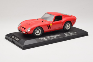 Ferrari 250 GTO Röd Replacement Stand Exclusive Cars 1:18 EC005 Metall