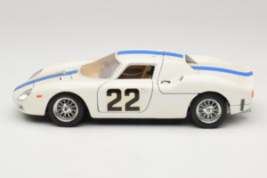 Ferrari 250 LM #22 Vit 1965 Bburago 1:18 3333-W1 Metall — bild 4 av 8