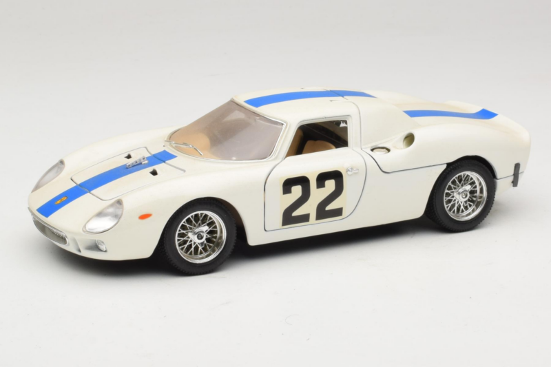 Ferrari 250 LM #22 Vit 1965 Bburago 1:18 3333-W1 Metall