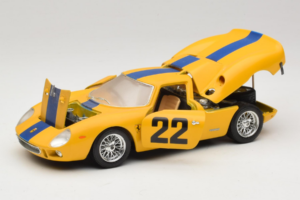 Ferrari 250 LM #22 Gul 1965 Bburago 1:18 3333-Y1 Metall — bild 2 av 8