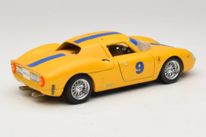 Ferrari 250 LM #9 Gul 1965 Bburago 1:18 3033-Y1 Metall — bild 3 av 8
