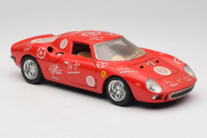 Ferrari 250 LM Röd Vit Essen Autographs Begränsad Upplaga Bburago 1:18 3033-P4 Metall — bild 6 av 8