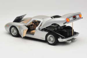 Ferrari 250 LM Silver Bburago 1:18 3033-S1 Metall — bild 5 av 8