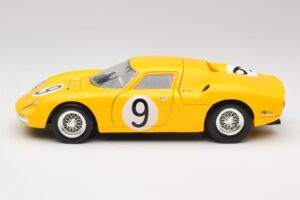 Ferrari 250 LM #21 M. Gregory / J. Rindt NART 24 Hours of Le Mans Winner 1965 Hot Wheels 1:18 25729 Metall — bild 4 av 8