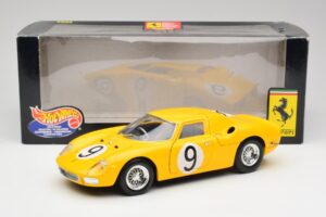 Ferrari 250 LM #21 M. Gregory / J. Rindt NART 24 Hours of Le Mans Winner 1965 Hot Wheels 1:18 25729 Metall — bild 8 av 8