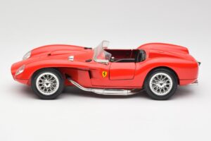 Ferrari 250 Testa Rossa Röd Bburago 1:18 3007 Metall — bild 4 av 8