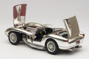 Ferrari 250 Testa Rossa Chrome Silver Bburago 1:18 3007-C1 Metall — bild 5 av 8