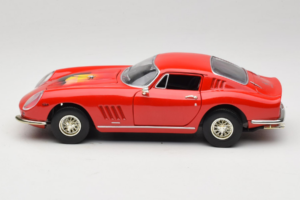 Ferrari 275 GTB/4 Röd Med Palm på Huven ERTL 1:18 7483-P1 Metall — bild 4 av 8