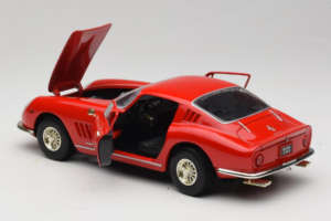 Ferrari 275 GTB/4 Röd Med Palm på Huven ERTL 1:18 7483-P1 Metall — bild 5 av 8