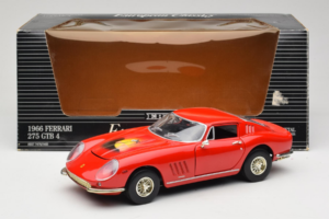 Ferrari 275 GTB/4 Röd Med Palm på Huven ERTL 1:18 7483-P1 Metall — bild 8 av 8