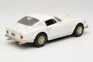 Ferrari 275 GTB/4 Vit ERTL 1:18 7493 Metall — bild 3 av 8