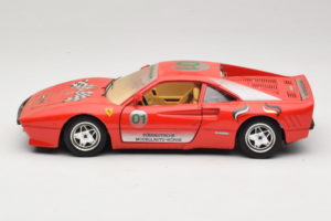 Ferrari 288 GTO #1 Röd 1984 Bburago 1:18 3027-P3 Metall — bild 4 av 8