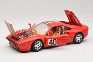 Ferrari 288 GTO #40 Röd Italiensk Flagga 1984 Bburago 1:18 3027-P1 Metall — bild 2 av 8
