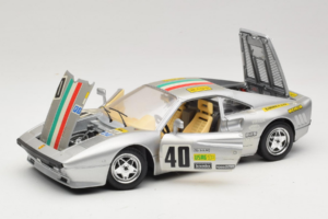 Ferrari 288 GTO #40 Silver 1984 Bburago 1:18 3027-S1 Metall — bild 2 av 8