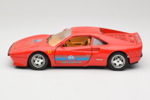 Ferrari 288 GTO PPG Auto Refinish Röd Bburago 1:18 3027-P2 Metall — bild 4 av 8