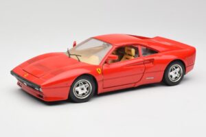Ferrari 288 GTO Röd Bburago 1:18 3027 Metall