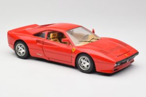 Ferrari 288 GTO Röd Bburago 1:18 3027 Metall — bild 6 av 8