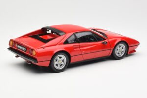 Ferrari 308 GTB Quattrovalvole Röd Kyosho 1:18 08182R Metall — bild 3 av 8