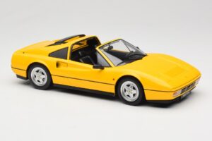 Ferrari 328 GTS Gul KK-Scale 1:18 KKDC180552 Metall — bild 4 av 6