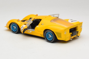 Ferrari 330 P4 #11 Gul Spa-Francorchamps 1967 Eagles Race 1:18 38007-Y1 Metall — bild 5 av 8