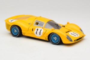 Ferrari 330 P4 #11 Gul Spa-Francorchamps 1967 Eagles Race 1:18 38007-Y1 Metall — bild 6 av 8