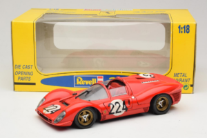 Ferrari 330 P4 #224 Röd 1967 Revell 1:18 48825-P2 Metall — bild 7 av 7
