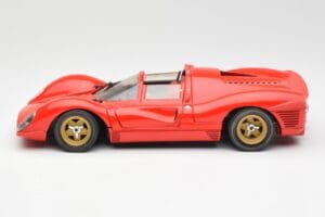 Ferrari 330 P4 Röd 1967 Revell 1:18 48822 Metall — bild 4 av 8