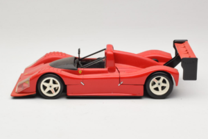 Ferrari 333 SP Röd Med Vita Fälgar Hot Wheels 1:18 29230 Metall — bild 4 av 8