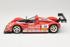Ferrari 333 SP Toshiba #12 Velez / Taylor 2000 Hot Wheels 1:18 29750-P2 Metall — bild 4 av 8