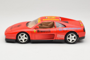 Ferrari 348tb Pirelli Röd Bburago 1:18 3039-P2 Metall — bild 4 av 8