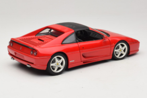 Ferrari F355 GTS Röd UT Models 1:18 22111 Metall — bild 3 av 8