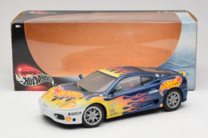 Ferrari 360 Modena Challenge #5 Hot Wheels Purple Fire Livery 1999 Bburago 1:18 29619 Metall — bild 8 av 8