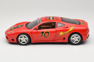 Ferrari 360 Modena #10 5 Jahre IG Bburago Röd Bburago 1:18 3358-P2 Metall — bild 4 av 8