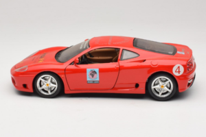 Ferrari 360 Modena Bevro International #4 Limiterad Upplaga 111 ex Röd Bburago 1:18 3358-P1 Metall — bild 4 av 8