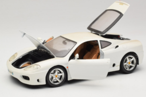 Ferrari 360 Modena Vit Bburago 1:18 3368-W1 Metall — bild 2 av 8