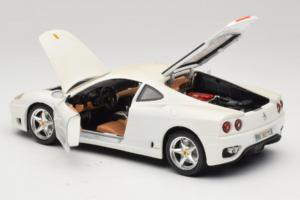 Ferrari 360 Modena Vit Bburago 1:18 3368-W1 Metall — bild 5 av 8