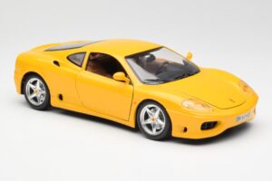 Ferrari 360 Modena Gul Bburago 1:18 3368 Metall — bild 6 av 8