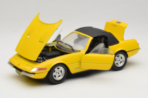 Ferrari 365 GTS/4 Daytona Cabriolet Gul Techno Giodi 1:18 740028 Metall — bild 2 av 8