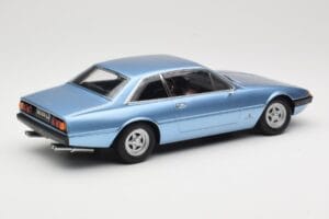 Ferrari 365 GT4 2+2 Blå KK-Scale 1:18 KKDC180162 Metall — bild 2 av 6