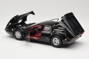 Ferrari 365 GT4/BB Svart Kyosho 1:18 08173K Metall — bild 5 av 8