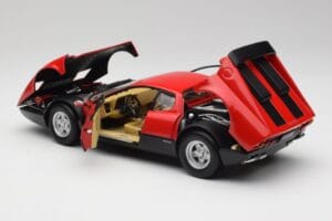 Ferrari 365 GT4/BB Röd Kyosho 1:18 08173R Metall — bild 5 av 8