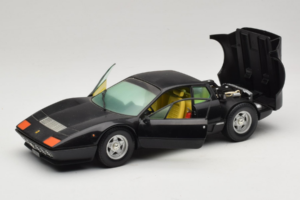 Ferrari 365 GT4 BB Svart Chrono 1:18 CH002 Metall — bild 2 av 8